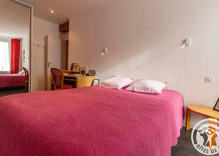 Charmante Maison Avec Jardin, Proche Puy Du Fou Et Cholet, Wifi, Confort - Fr-1-622-48 * Les Gardes